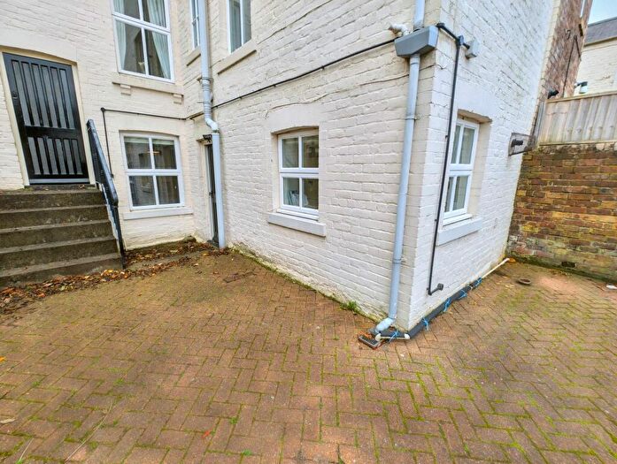 2 Bedroom Apartment For Sale In Tynedale Terrace, Hexham, Northumberland, NE46