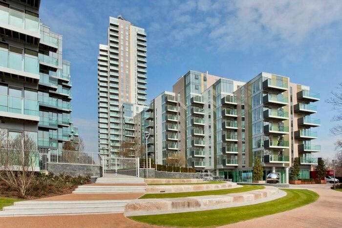 2 Bedroom Flat To Rent In Goodchild Road, London, N4
