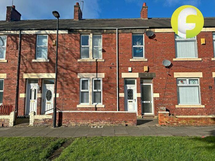 2 Bedroom Flat To Rent In Chirton Avenue, North Shields, NE29