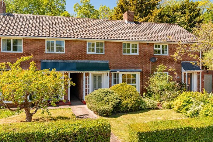 3 Bedroom Terraced House For Sale In Chequers, Welwyn Garden City, AL7