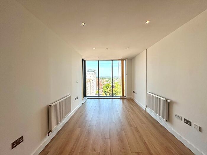 1 Bedroom Flat To Rent In Sutton Court Road, Sutton, SM1