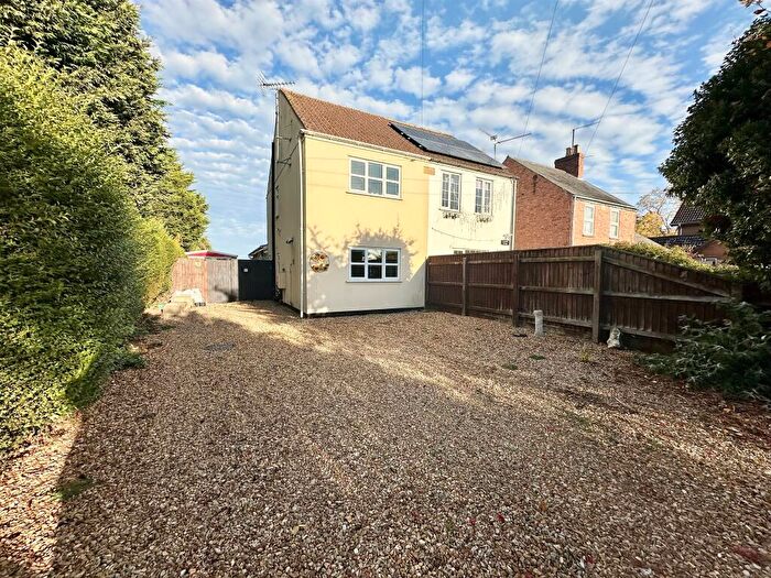 2 Bedroom Semi Detached House For Sale In Station Road, Wisbech St. Mary, Wisbech, PE13