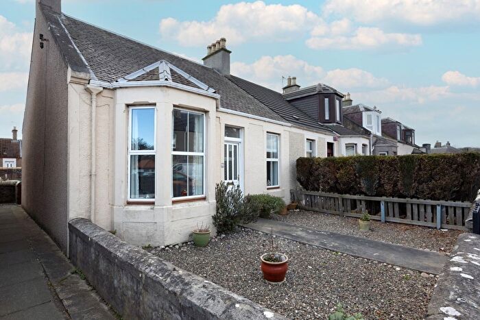 2 Bedroom Semi-Detached Bungalow For Sale In Main Road, East Wemyss, KY1