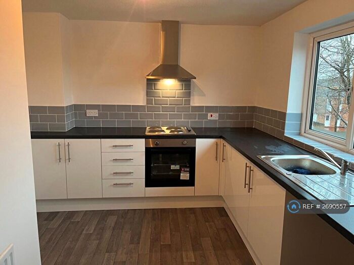 3 Bedroom Flat To Rent In Warkworth Close, Washington, NE38