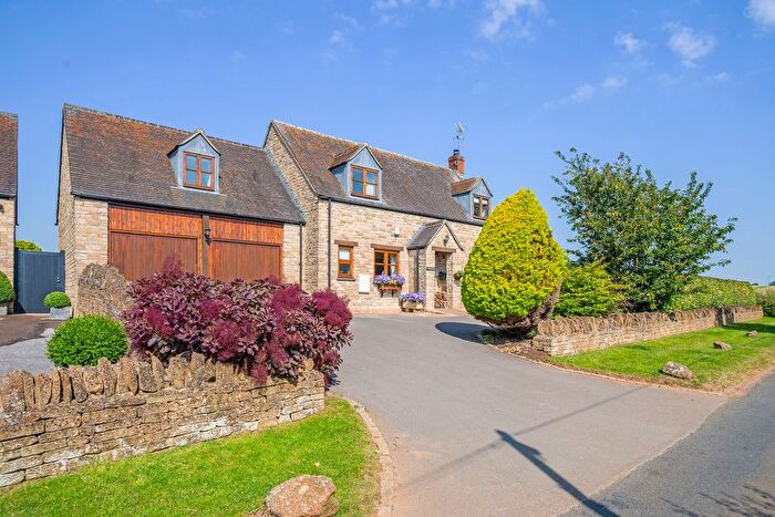 4 Bedroom Detached House For Sale In Middle Aston Lane, Middle Aston, OX25