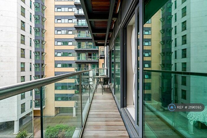 1 Bedroom Flat To Rent In Millharbour, London, E14