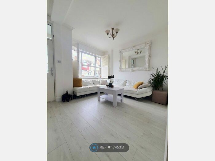 2 Bedroom Terraced House To Rent In Constance Road, Sutton, SM1