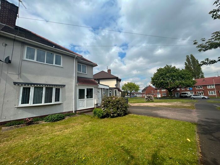 3 Bedroom Property To Rent In Bentley Road, Bushbury, Wolverhampton, WV10