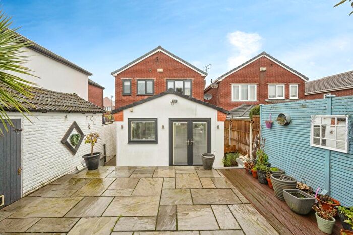 3 Bedroom Detached House For Sale In Rockingham Road, Swinton, Mexborough, S64