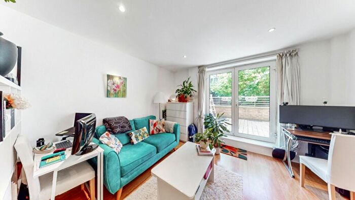 1 Bedroom Apartment To Rent In Seward Street, EC1V