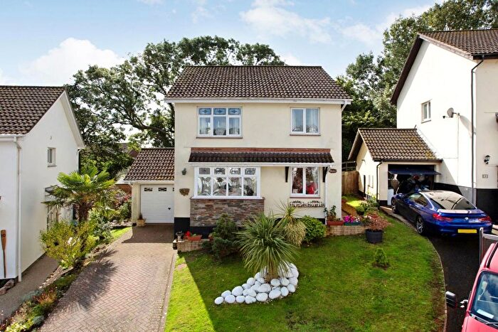 4 Bedroom Detached House For Sale In Haytor Close, Teignmouth, TQ14