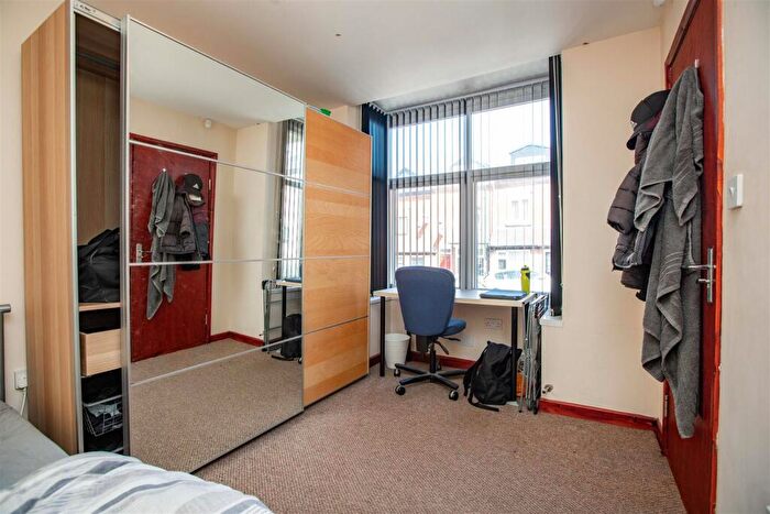 6 Bedroom House To Rent In Alton Road, Birmingham, West Midlands, B29