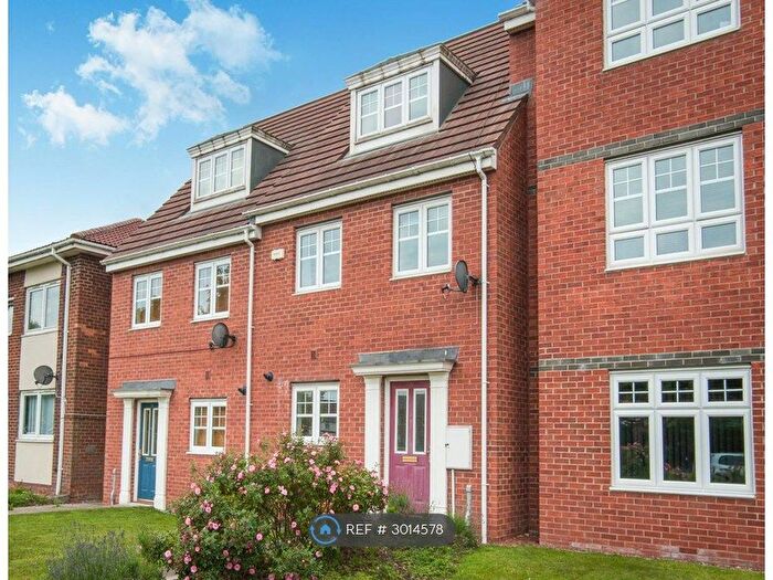 3 Bedroom Terraced House To Rent In Oxford Close, Newcastle Upon Tyne, NE12