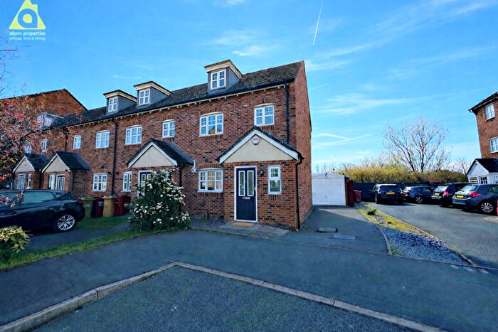 3 Bedroom Town House For Sale In Hudson Close, Bolton, BL3