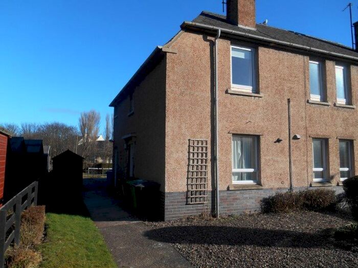 2 Bedroom Flat To Rent In St. Nicholas Street, KY16