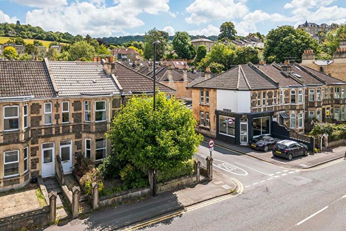 4 Bedroom Terraced House To Rent In Pulteney Terrace, Bath, BA2