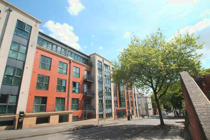 2 Bedroom Apartment To Rent In North Sherwood Street, NG1