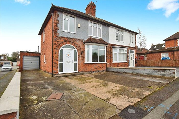 3 Bedroom Semi Detached House For Sale In Sandy Rise, Wigston, Leicestershire, LE18