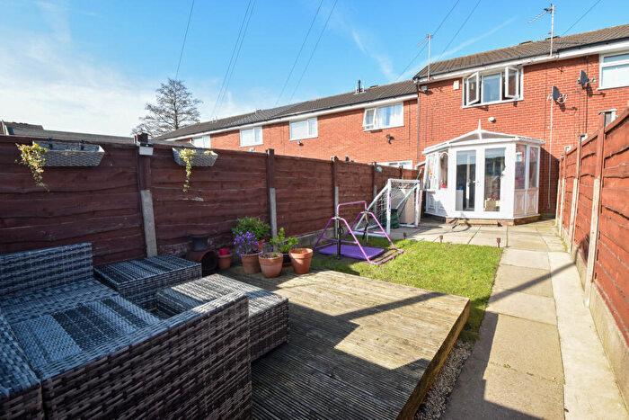 2 Bedroom Terraced House For Sale In Bradwell Walk, Flixton, M41