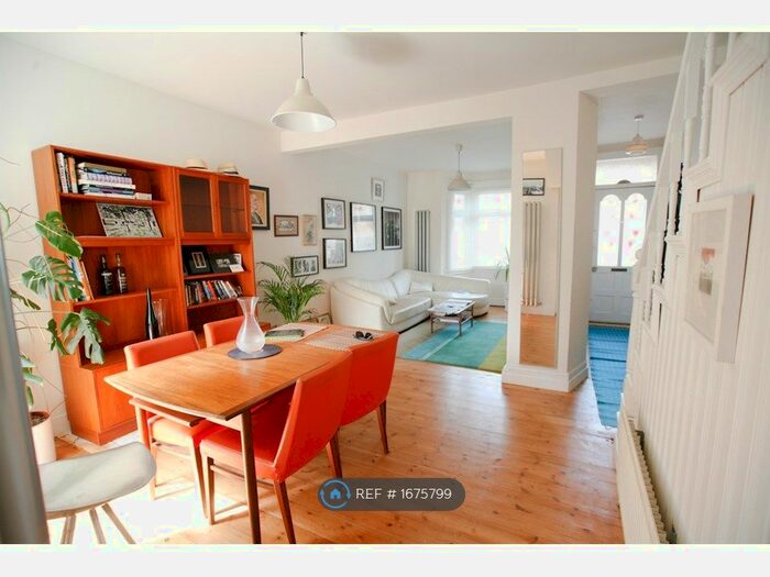 3 Bedroom Terraced House To Rent In Sedgwick Road, London, E10