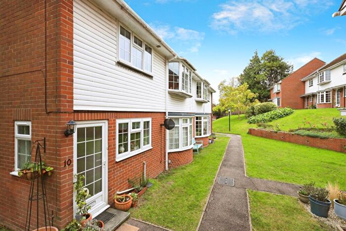 2 Bedroom Maisonette For Sale In Bilbury Mews, Eastbourne, BN21