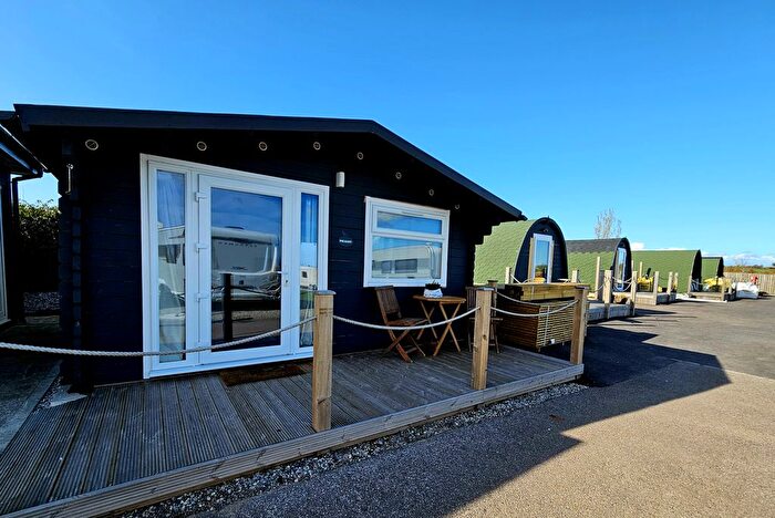 1 Bedroom Chalet To Rent In Parkland, Kingsbridge, TQ7