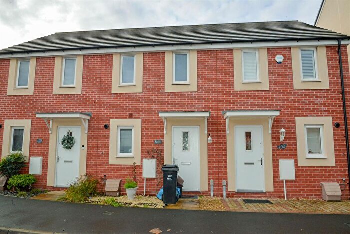 2 Bedroom Terraced House To Rent In Augusta Drive, Bridgwater, TA6