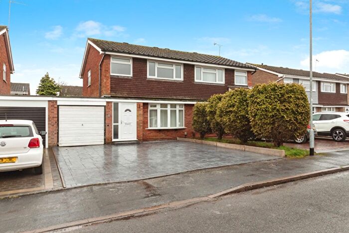 3 Bedroom Semi Detached House For Sale In Otterburn Close, Stafford, Staffordshire, ST17