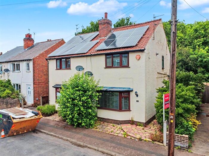 3 Bedroom Semi-Detached House For Sale In Worrall Avenue, Long Eaton, NG10