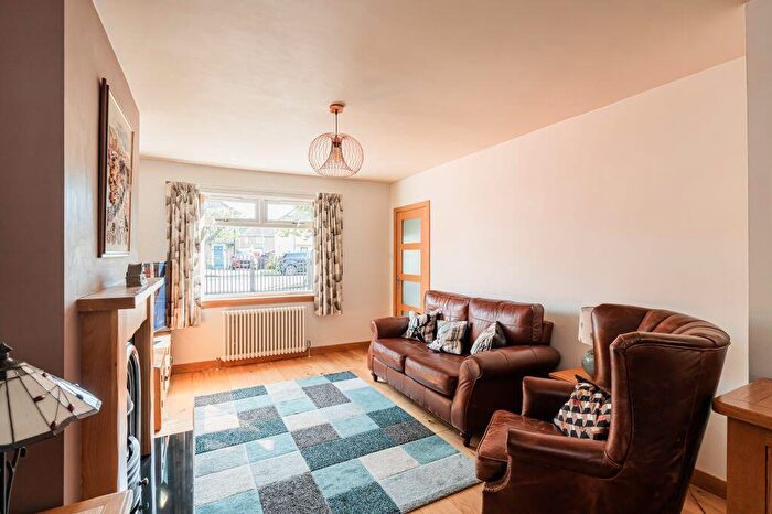 2 Bedroom Terraced House For Sale In Carrick Knowe Avenue, Edinburgh, EH12