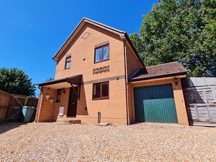 4 Bedroom Detached House To Rent In Copse End, Sandown, PO36