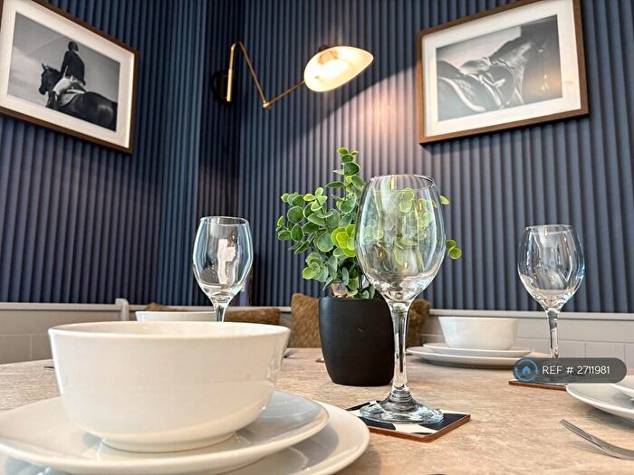 4 Bedroom Semi Detached House To Rent In Edgewood Road, Manchester, M9