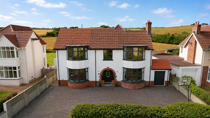 4 Bedroom Detached House For Sale In West Yelland, Barnstaple, Devon, EX31