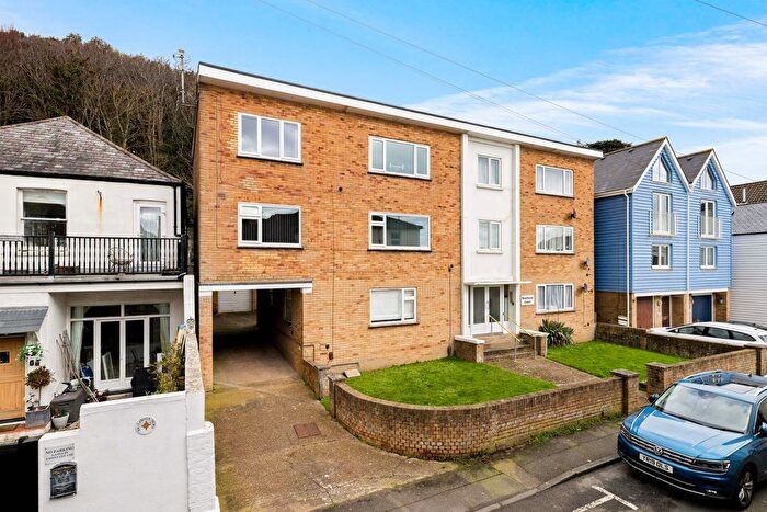 2 Bedroom Flat For Sale In Wilberforce Road, Sandgate, Folkestone, CT20