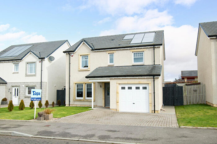 4 Bedroom Detached House For Sale In Fordyce Court, Laurencekirk, AB30