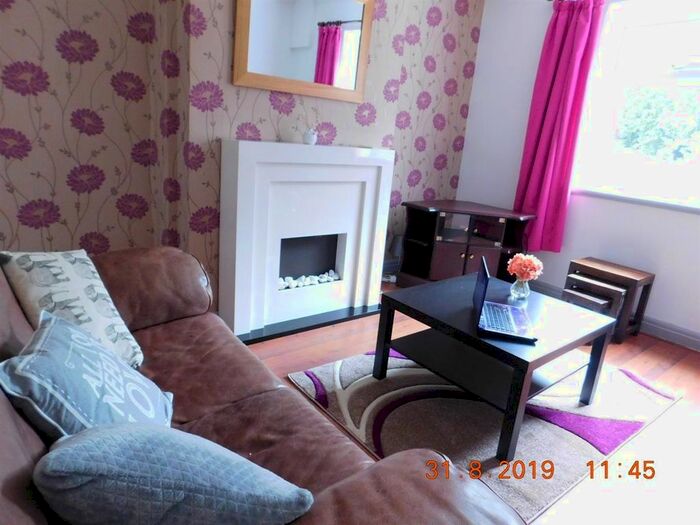 3 Bedroom Semi-Detached House To Rent In Roberts Avenue, Newcastle-Under-Lyme, ST5