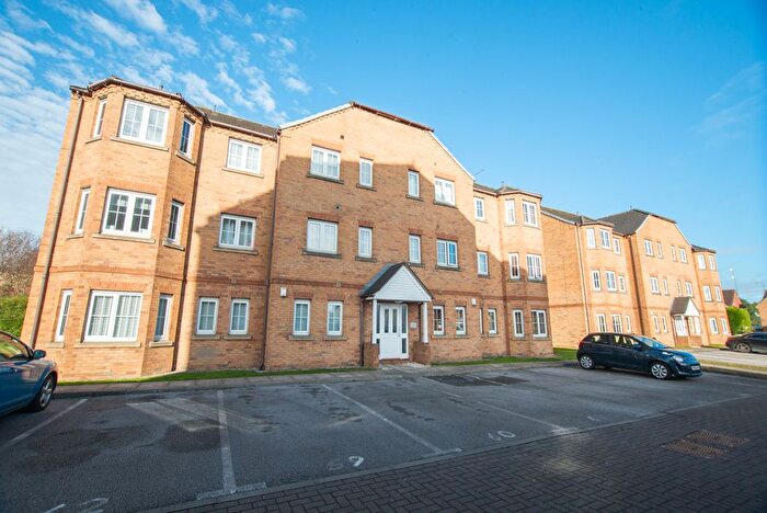 2 Bedroom Flat To Rent In Chandlers Court, Hull, HU9