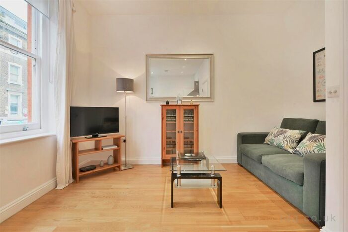 1 Bedroom Flat To Rent In Great Titchfield Street, Fitzrovia W1W
