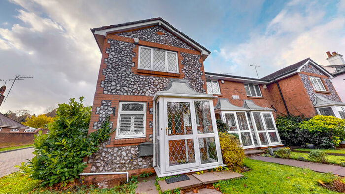 2 Bedroom House To Rent In Sevenoaks Road, Pratts Bottom, BR6