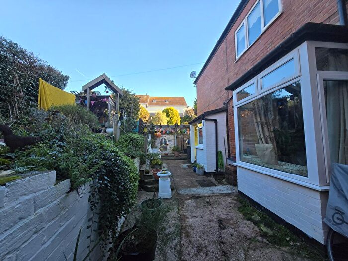 1 Bedroom Flat To Rent In Budleigh Salterton Ground Floor Flat, EX9