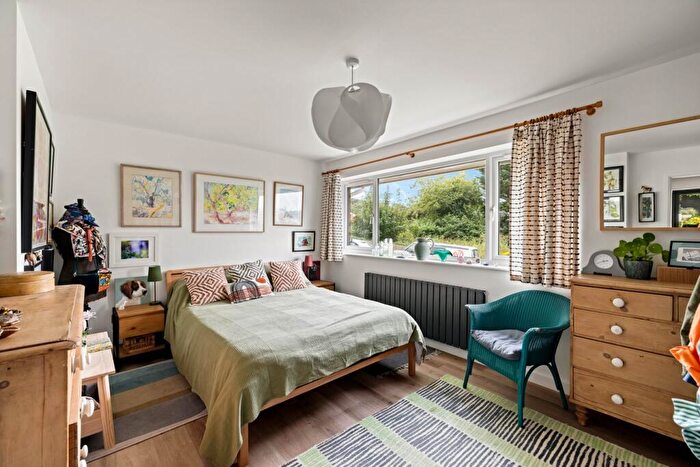 2 Bedroom Detached House For Sale In Southernwood Rise, Folkestone, CT20
