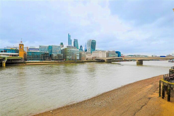 2 Bedroom Flat To Rent In Clink Street, London, SE1