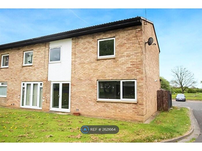 3 Bedroom Semi-Detached House To Rent In Tindale Green, Newton Aycliffe, DL5