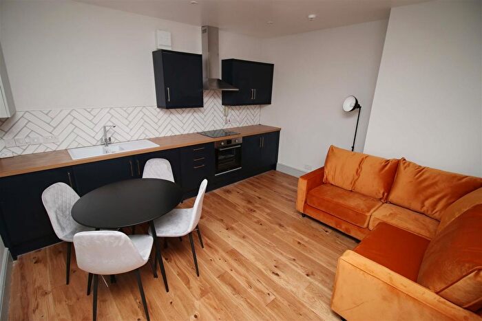 1 Bedroom Flat To Rent In Richmond Road, Cardiff, CF24