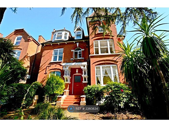 2 Bedroom Flat To Rent In Harold Road, London, SE19