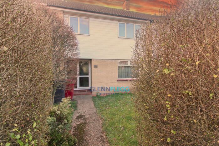 3 Bedroom Terraced House To Rent In Swabey Road, Langley, Slough, SL3