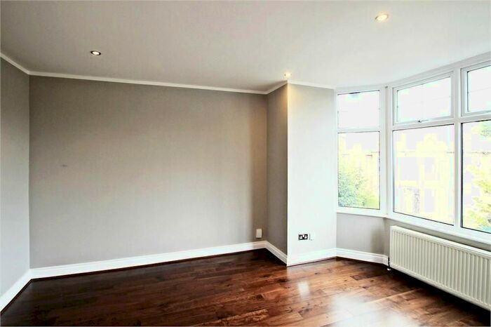 1 Bedroom Flat To Rent In Butler Avenue, Harrow, Middlesex, HA1