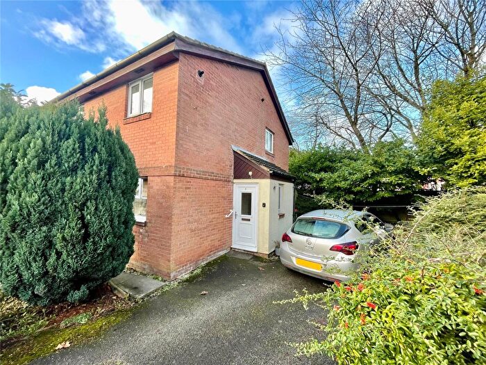 2 Bedroom Flat For Sale In St. Marys Close, Preston, Lancashire, PR1