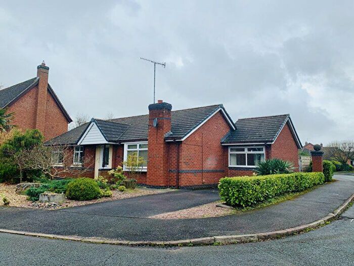 3 Bedroom Bungalow To Rent In Ennerdale Drive, Congleton, CW12