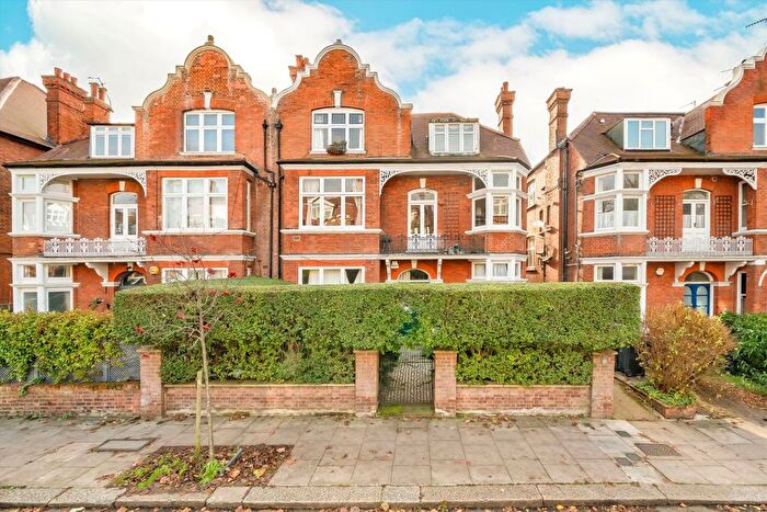 2 Bedroom Flat To Rent In Fawley Road, West Hampstead Lettings, NW6